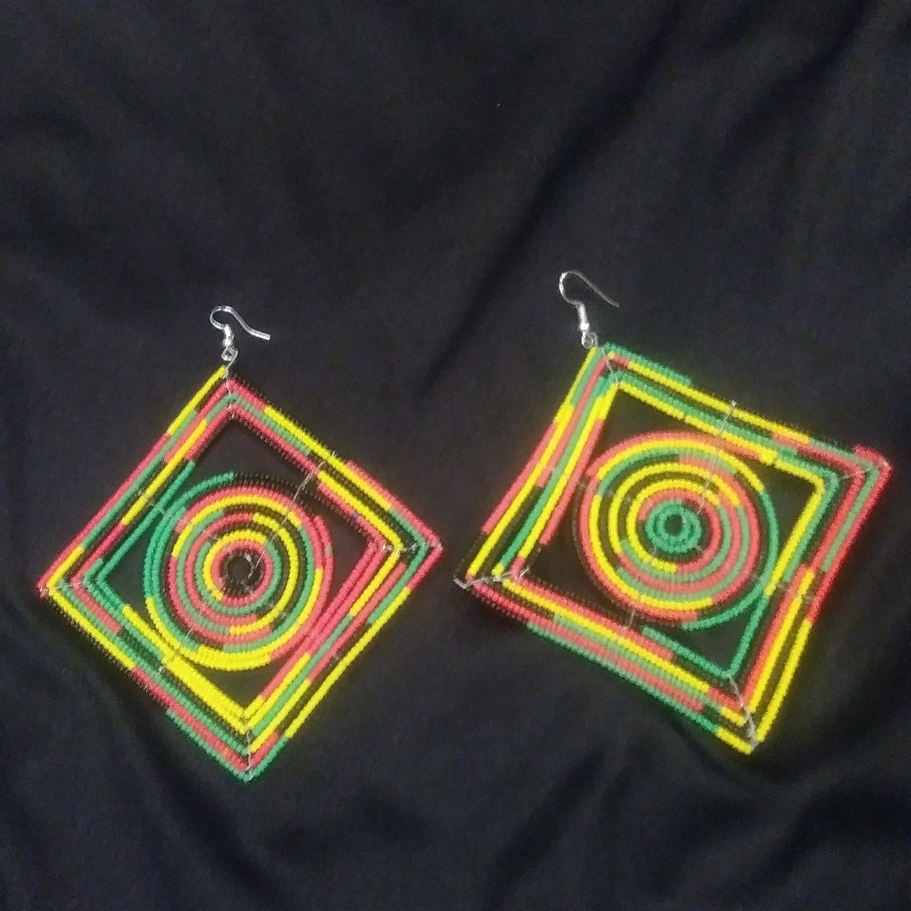 Earrings - Picture 1 of 1